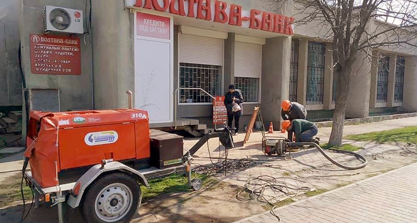 Заміна труб гарячого водопостачання Кременчуцьким КП Теплоенерго