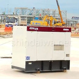 Дизельный генератор Shindaiwa на строительной площадке